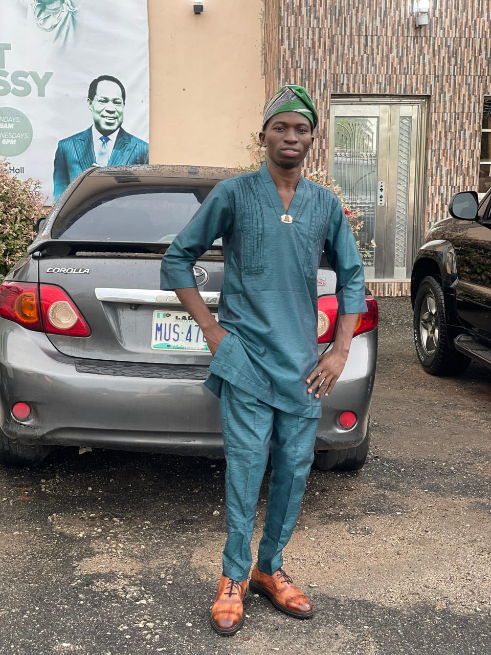 Dr. Dakkkk Jegede
